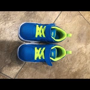 Toddler size 8 Nike nwt